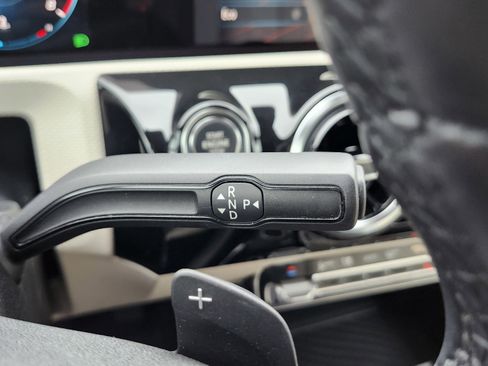 Used 2019 Mercedes-Benz A 220 4MATIC image 12