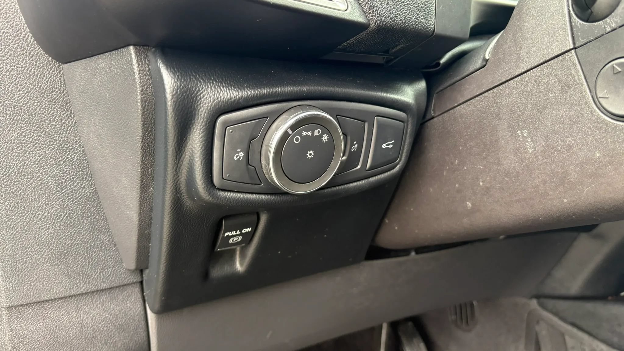 Used 2017 Lincoln MKX Reserve AWD/4WD image 17