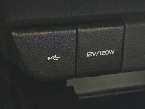 Used 2024 Toyota Camry LE image 27