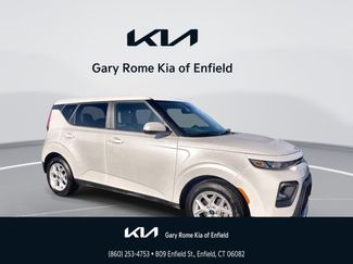 Certified 2022 Kia Soul LX w/ Technology Package video 1