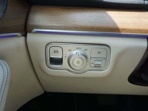 Used 2021 Mercedes-Benz GLE 350 image 5