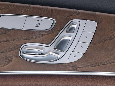 Used 2022 Mercedes-Benz E 350 4MATIC Sedan image 46