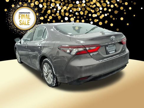 Used 2024 Toyota Camry LE image 7