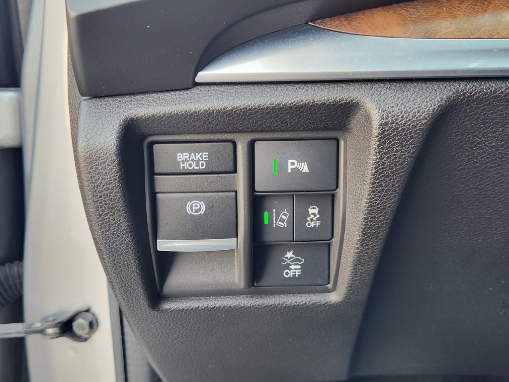 Used 2019 Acura MDX w/ Technology Package AWD/4WD image 22