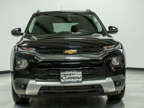 Certified 2023 Chevrolet TrailBlazer LT w/ Convenience Package FWD image 3