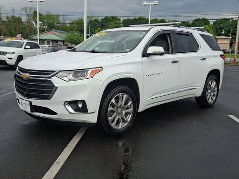 Used 2020 Chevrolet Traverse Premier AWD/4WD image 3