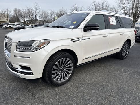 Used 2019 Lincoln Navigator L Reserve image 5