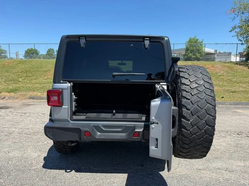 Used 2019 Jeep Wrangler Unlimited Sport S AWD/4WD image 8