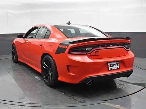 Used 2022 Dodge Charger Scat Pack w/ Daytona Edition Group image 9