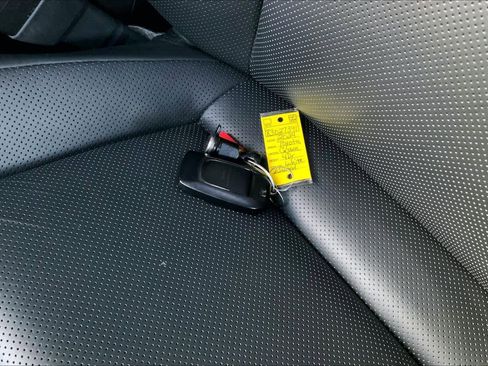 Used 2024 Toyota Crown Limited image 14