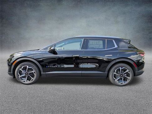 New 2026 Chevrolet Equinox EV LT image 7