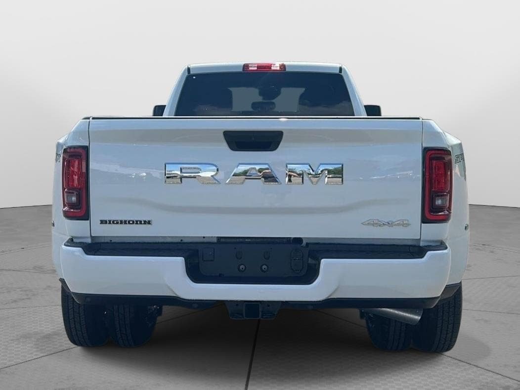 New 2026 RAM 3500 Big Horn AWD/4WD image 7