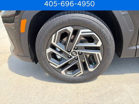 Used 2026 Hyundai Tucson SEL Plus FWD image 11