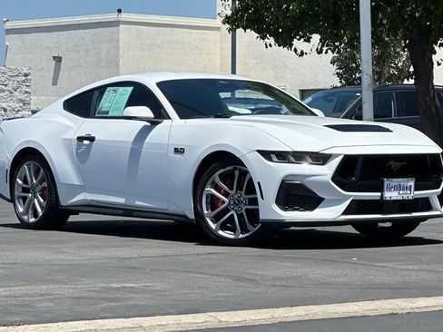 Used 2024 Ford Mustang GT Premium RWD image 2