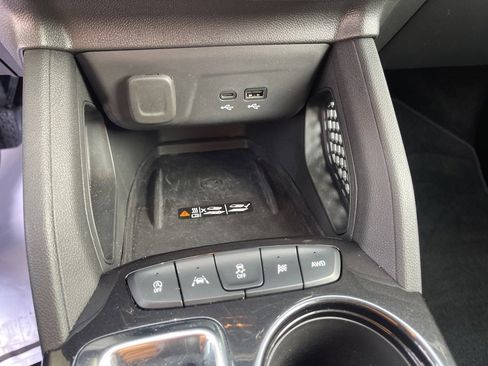 Certified 2024 Chevrolet TrailBlazer LT w/ Convenience Package image 27