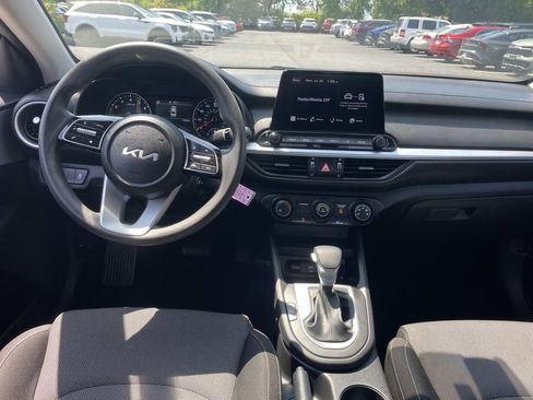 Used 2024 Kia Forte LXS w/ LXS Technology Package FWD image 12