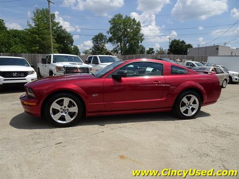 Used 2006 Ford Mustang GT RWD image 7
