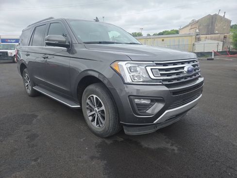 Used 2020 Ford Expedition XLT w/ Equipment Group 202A RWD image 1