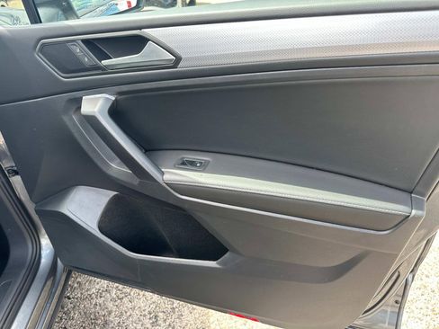 Used 2023 Volkswagen Tiguan S image 3