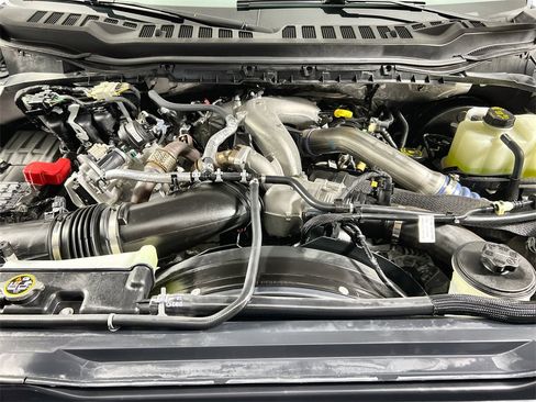 Used 2025 Ford F250 XLT image 17