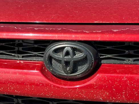 Used 2018 Toyota 4Runner 4WD image 10