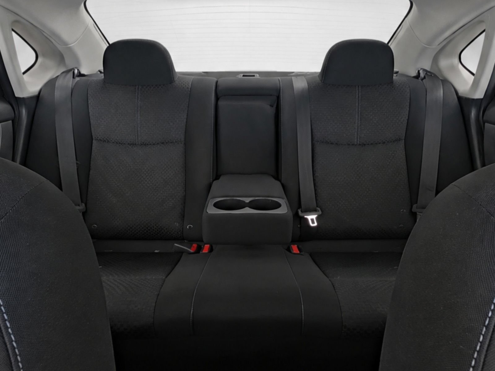 Used 2018 Nissan Sentra SR w/ SR Midnight Edition Package FWD image 24