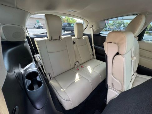 Used 2019 INFINITI QX60 Luxe image 16