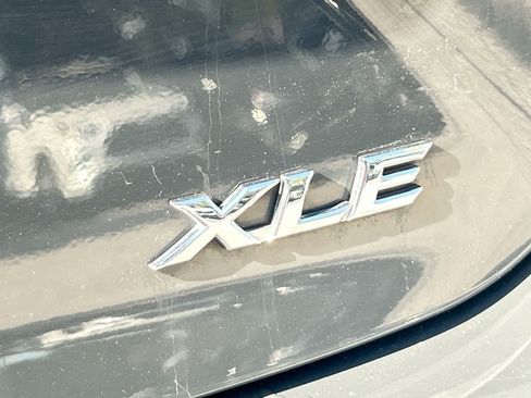 Used 2025 Toyota Camry XLE FWD image 8