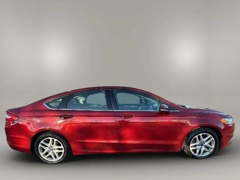Used 2013 Ford Fusion SE FWD image 6