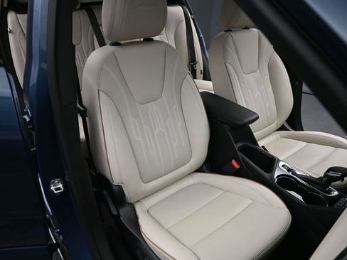 Certified 2024 Buick Encore GX Avenir w/ Avenir Technology Package image 19