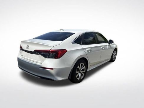 Used 2022 Honda Civic LX image 3