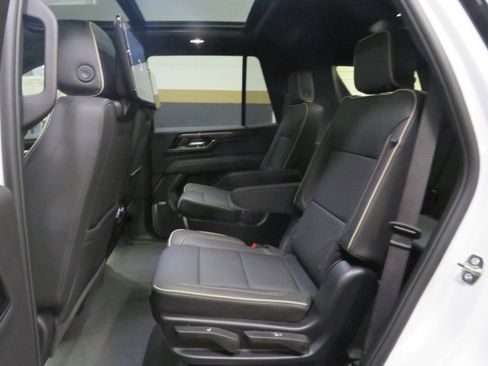 New 2026 GMC Yukon Elevation w/ Elevation Premium Package image 10