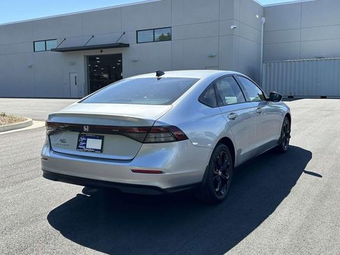 Certified 2025 Honda Accord SE image 27