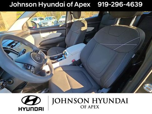 Certified 2022 Hyundai Tucson SE image 23