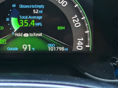 Used 2021 Toyota RAV4 XSE AWD/4WD image 25