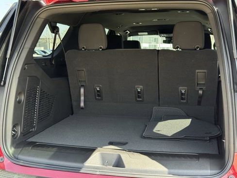 New 2026 Chevrolet Suburban LS w/ LS Custom Edition RWD image 25