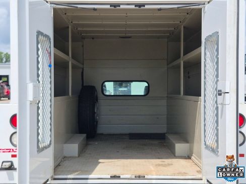 Used 2016 Chevrolet Silverado 3500 W/T RWD image 19