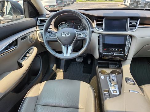 Used 2023 INFINITI QX50 Luxe AWD/4WD image 13