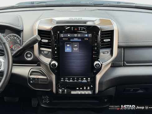 Used 2024 RAM 2500 Laramie AWD/4WD image 13