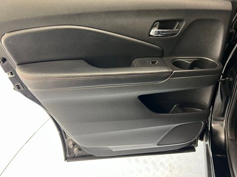 Used 2020 Honda Pilot Black Edition image 20