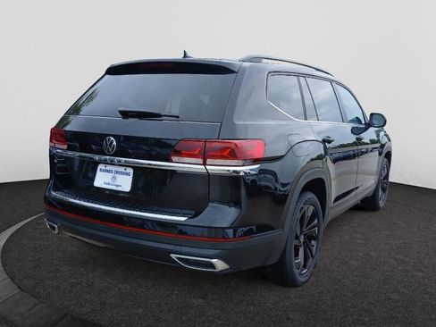 Used 2022 Volkswagen Atlas SE w/ Panoramic Sunroof Package FWD image 5