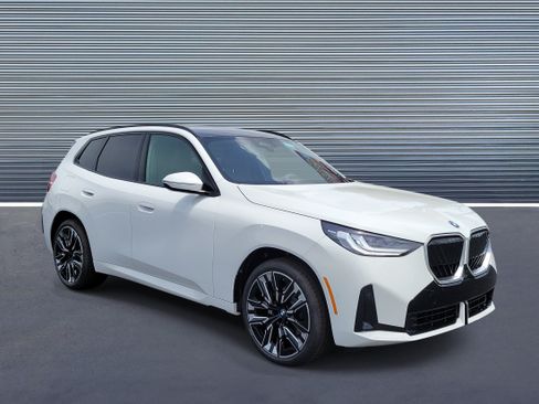 New 2026 BMW X3 xDrive30i w/ M Sport Package AWD/4WD image 2