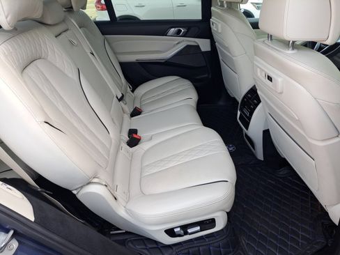 Used 2020 BMW X7 xDrive40i w/ Premium Package AWD/4WD image 13