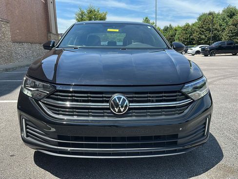 Used 2023 Volkswagen Jetta Sport FWD image 8