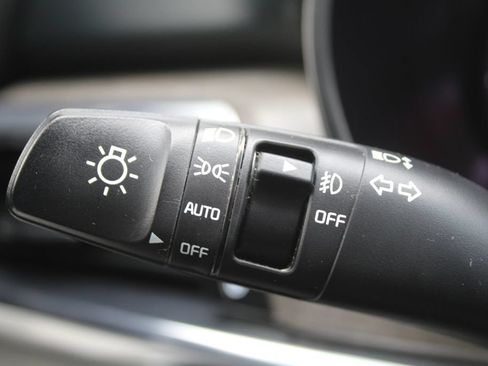 Used 2022 Kia Telluride SX w/ Towing Package FWD image 32