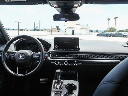 Certified 2025 Honda Civic Sport image 13