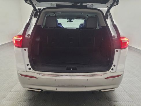 Used 2020 Buick Enclave Essence image 29