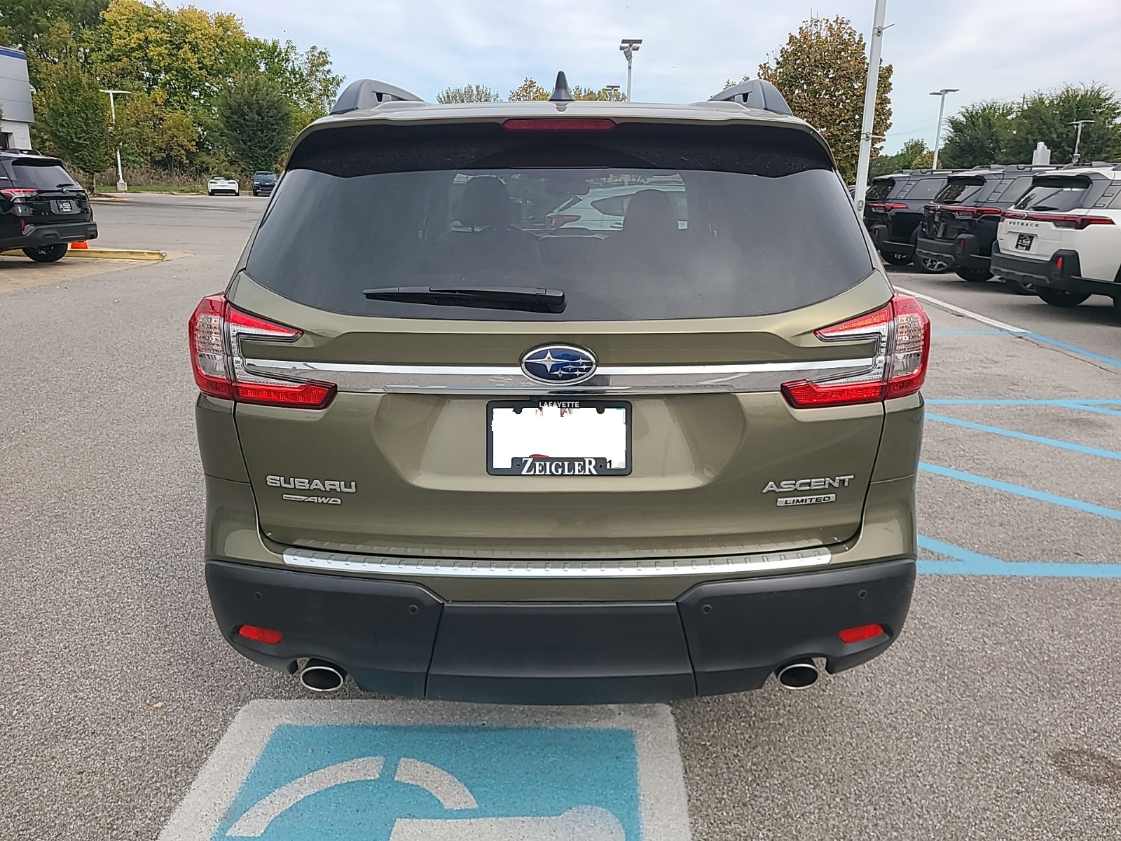 Used 2024 Subaru Ascent Limited AWD/4WD image 11