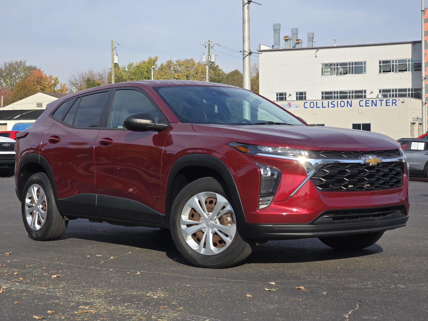 Used 2024 Chevrolet Trax LS FWD image 2