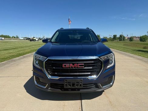 Used 2022 GMC Terrain SLE w/ Driver Convenience Package AWD/4WD image 11